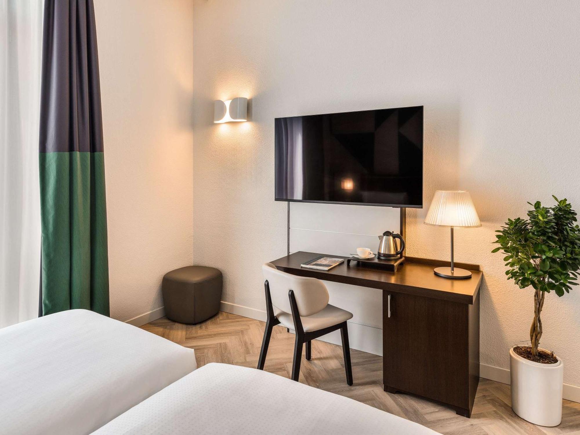 Mercure Napoli Centro Angioino Dış mekan fotoğraf