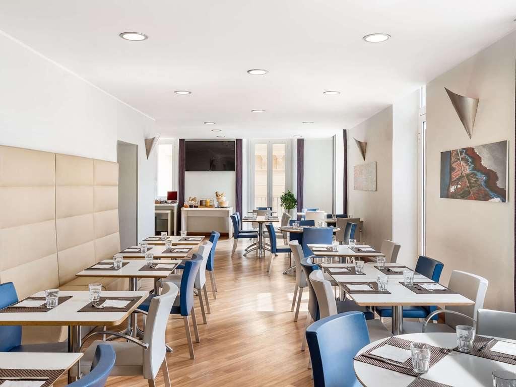 Mercure Napoli Centro Angioino Restoran fotoğraf