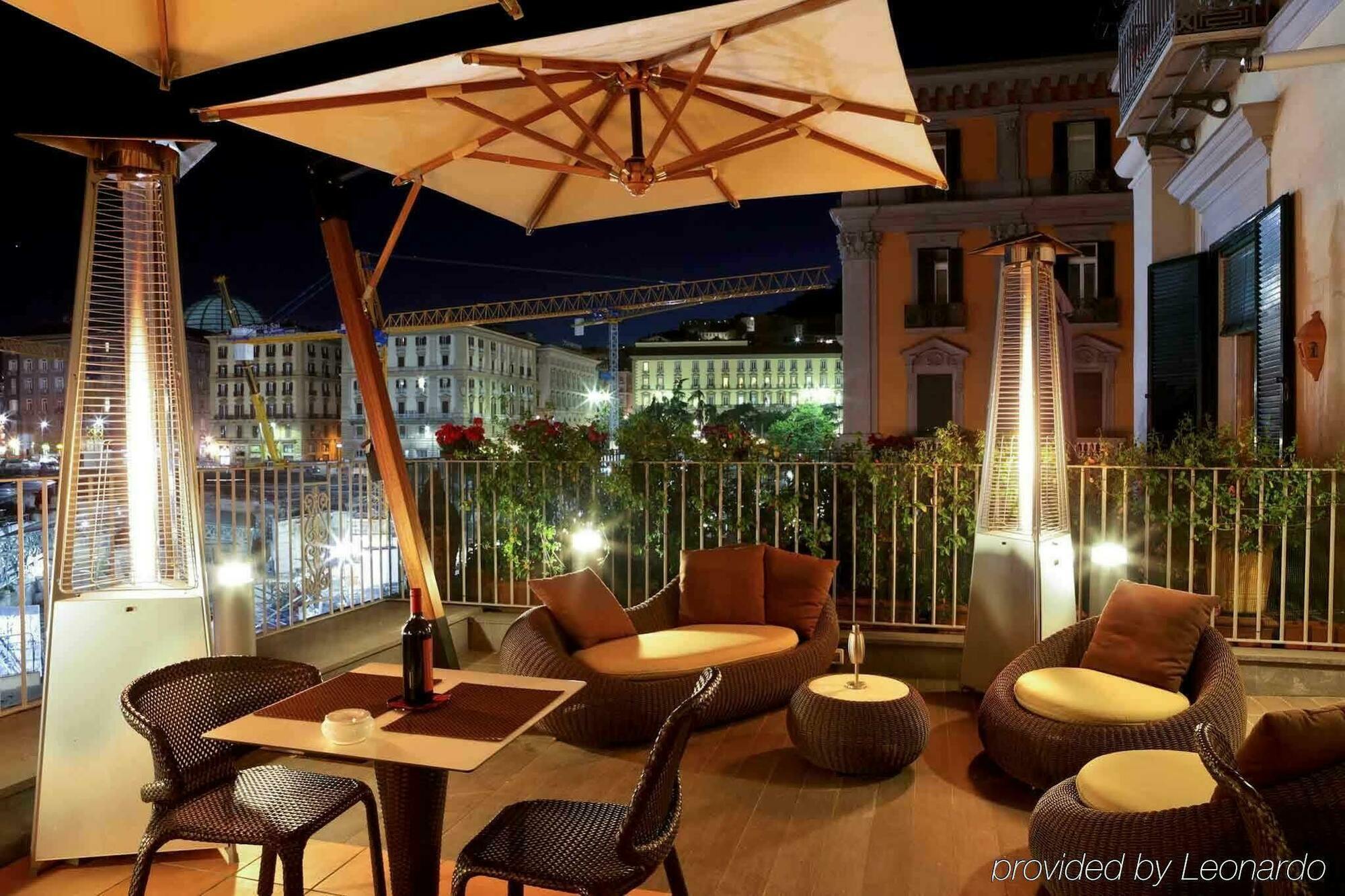 Mercure Napoli Centro Angioino Dış mekan fotoğraf